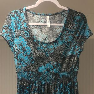 Short Round Neck Snake Print Dress with Pockets